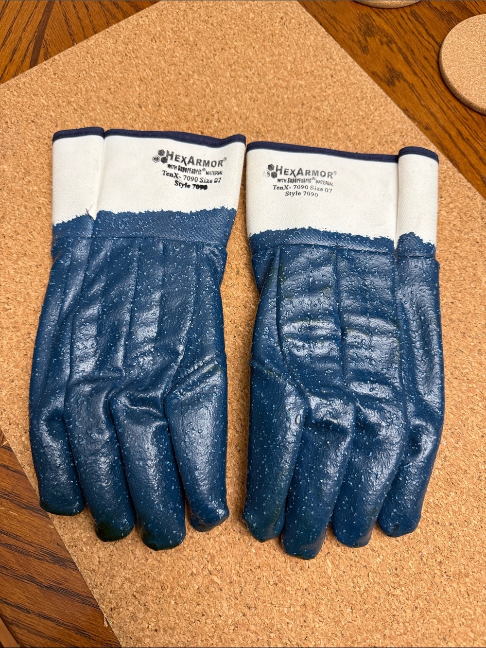 HEXARMOR TenX-7090 Size 07 Blue White Protective Work Gloves Grip 7090
